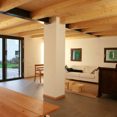 Civico1a1 Holiday home Veternigo
